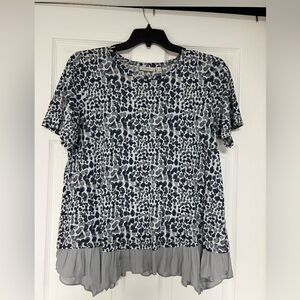 LOGO by Lori Goldstein Black and Gray Patterned Top